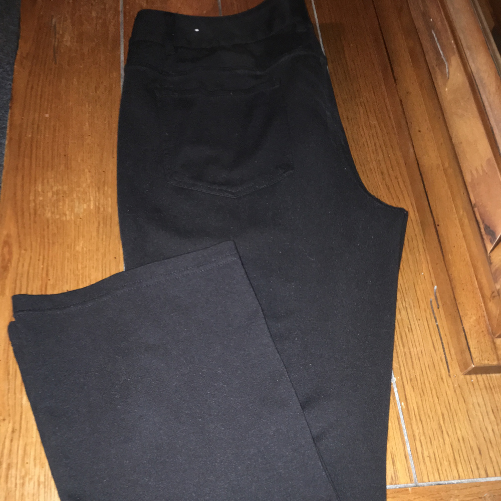 EUC Maurices Black Stretch Pants